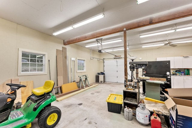 1011 Windmill Rd, Dripping Springs, TX 78620 - garage with a ceiling fan