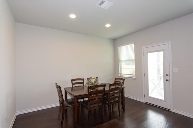 6007 Agostino Cv, Round Rock, TX 78665 - dining area featuring dark wood finished floors and recessed lighting