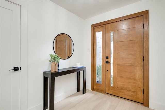 12044 Lincolnshire Dr, Austin, TX 78758 - entrance foyer featuring light wood-type flooring