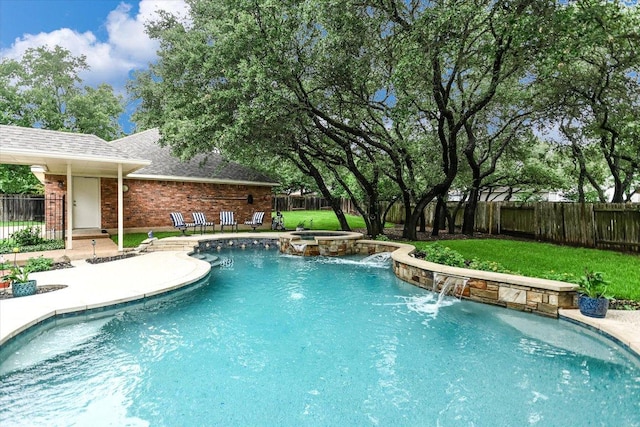 10309 Van Winkle Ct, Austin, TX 78739 - view of swimming pool featuring a fenced backyard, a patio area, and a pool with connected hot tub