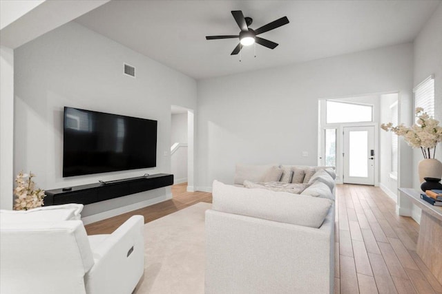 8510 Mckamy Dr, Austin, TX 78744 - photo 9