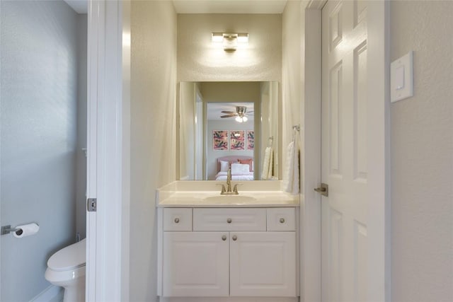 4105 Canyon Glen Cir, Austin, TX 78732 - bathroom featuring vanity, ceiling fan, and ensuite bath