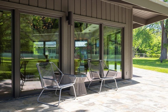 2401 Manana St, Austin, TX 78730 - sunroom / solarium with stone finish floors