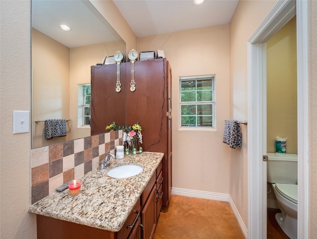 209 Old Sayers Rd, Elgin, TX 78621 - bathroom featuring vanity and toilet