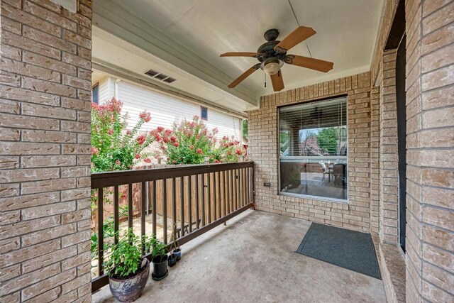 500 Olympic Dr, Pflugerville, TX 78660 - porch featuring ceiling fan