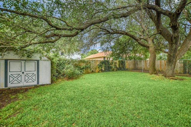 1708 Lion Heart Dr, Cedar Park, TX 78613 - fenced backyard with a shed