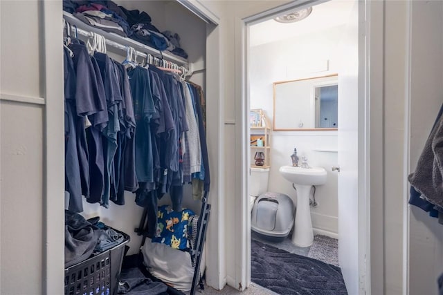 2721 Hemphill Park Unit B103, Austin, TX 78705 - bathroom featuring a spacious closet