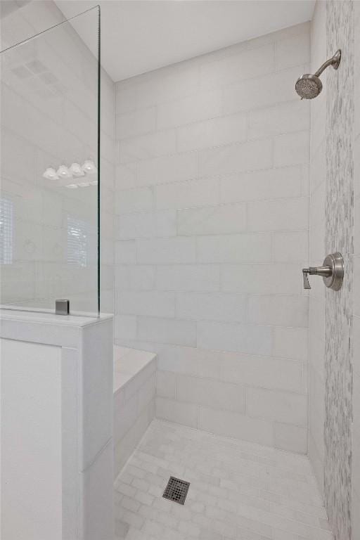 1403 W 12th St Unit B, Austin, TX 78703 - full bathroom featuring a walk in shower
