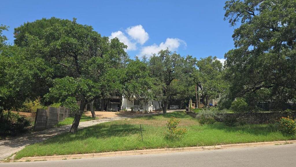 850 Forest View Dr, West Lake Hills, TX 78746 - photo 1