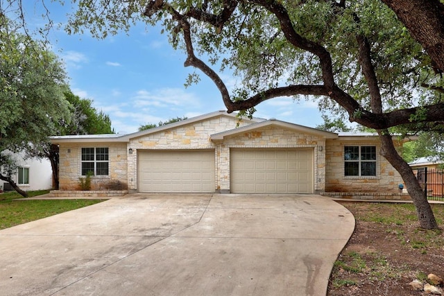 5705 Thunderbird St, Lago Vista, TX 78645 - photo 1