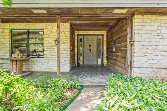 21013 Ridgeview Loop, Lago Vista, TX 78645 - property entrance featuring a porch