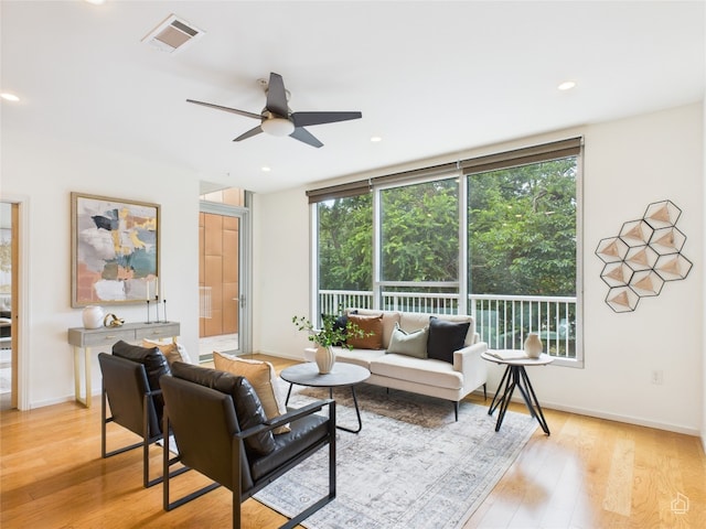 1600 Barton Springs Rd Unit 5107, Austin, TX 78704 - living area featuring light wood finished floors, ceiling fan, and recessed lighting