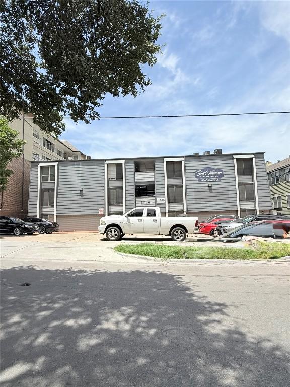 2704 Salado St Unit 207, Austin, TX 78705 - exterior space