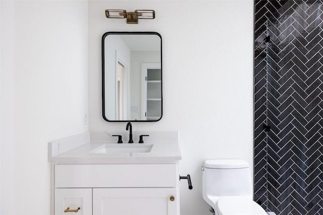 3901 Peak Lookout Dr, Austin, TX 78738 - bathroom featuring vanity and toilet