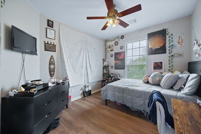 15413 Echo Hills Dr, Austin, TX 78717 - bedroom with wood finished floors and ceiling fan