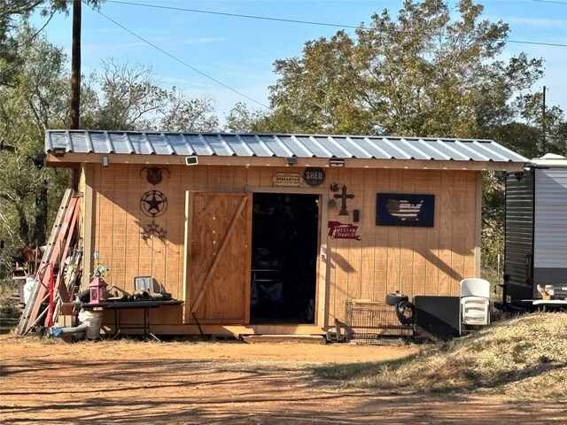 4041 Good Luck Rd, Seguin, TX 78155