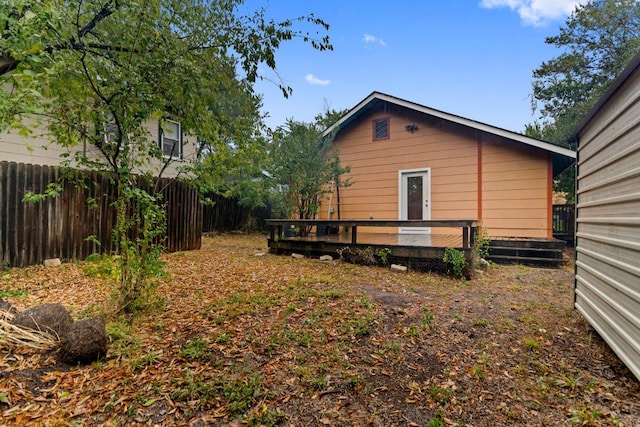 2834 Pearl St, Austin, TX 78705 - back of property featuring a deck