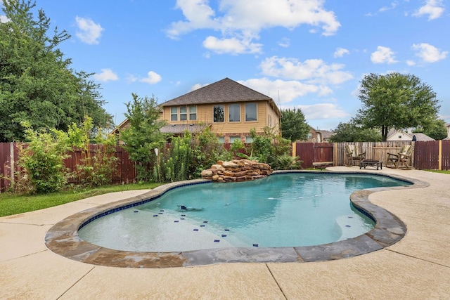 204 Lake Livingston Dr, Georgetown, TX 78628 - view of pool featuring a fenced backyard and a patio