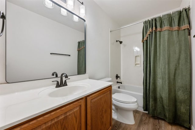 608 Haleys Cv, Leander, TX 78641 - bathroom with vanity, wood finished floors, and shower / bath combination with curtain