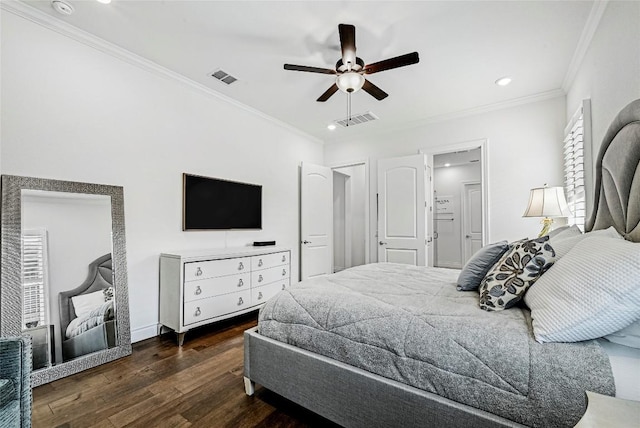120 Delfino Pl, Horseshoe Bay, TX 78657 - bedroom with ornamental molding, wood finished floors, recessed lighting, a ceiling fan, and ensuite bathroom