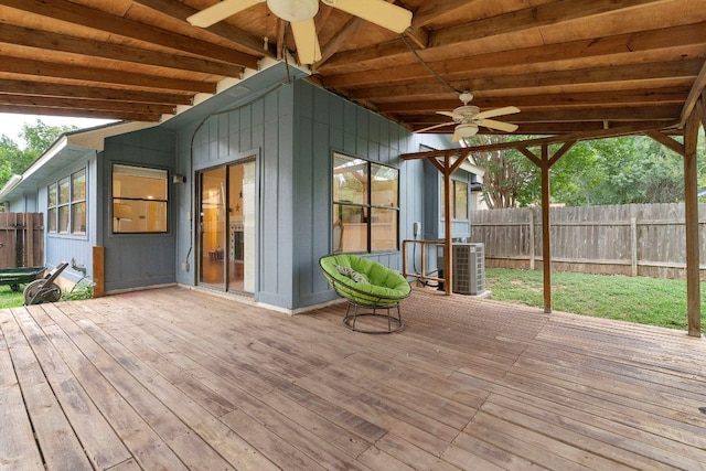 3008 Siskin Dr, Austin, TX 78745 - deck with a ceiling fan and a fenced backyard