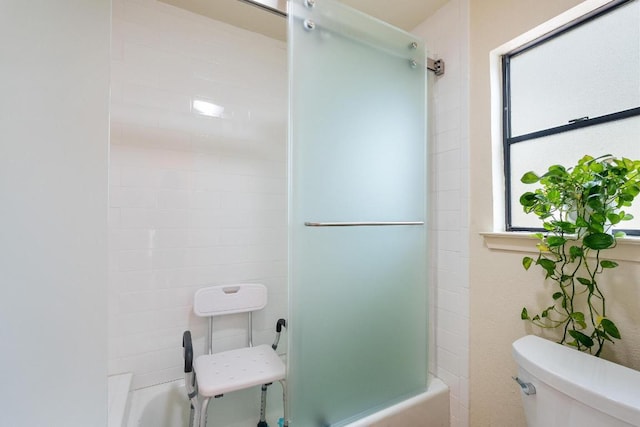 6033 Mount Bonnell Cv, Austin, TX 78731 - full bathroom with toilet and shower / bath combination