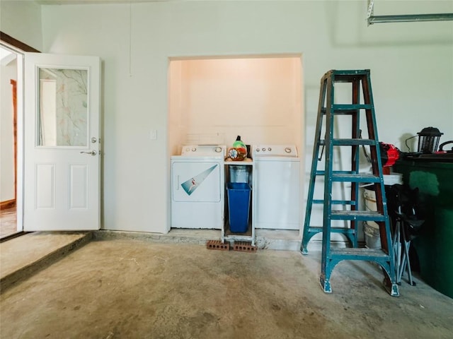 204 Matthew Cv, Bastrop, TX 78602 - garage with washing machine and dryer