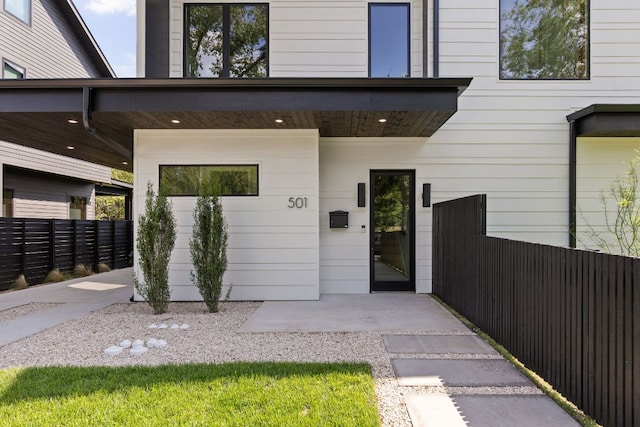 501 E 50th St, Austin, TX 78751 - property entrance