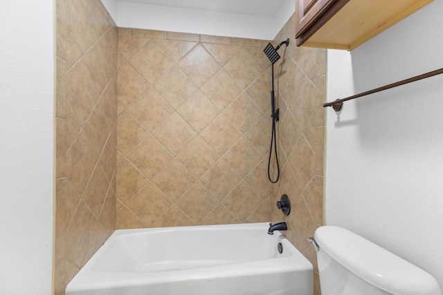 325 Swenson Dr, Hutto, TX 78634 - full bath with toilet and shower / bathtub combination