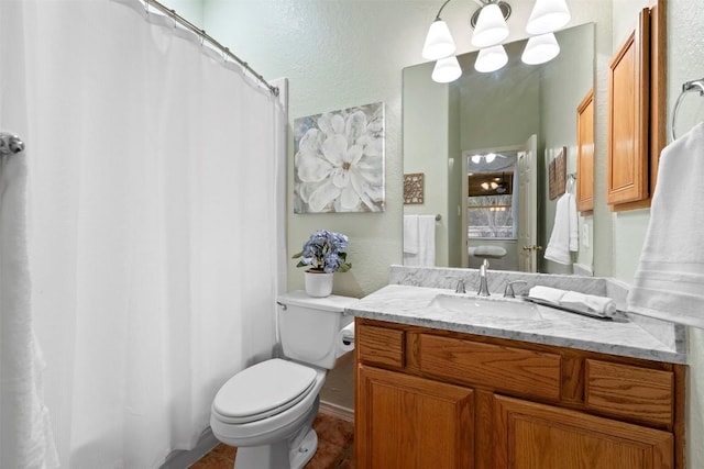 9920 Michelle Hl, Garden Ridge, TX 78266 - full bath featuring vanity and a shower with shower curtain