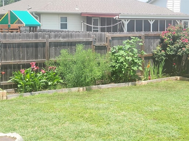 1013 Henderson Dr, Leander, TX 78641 - view of yard