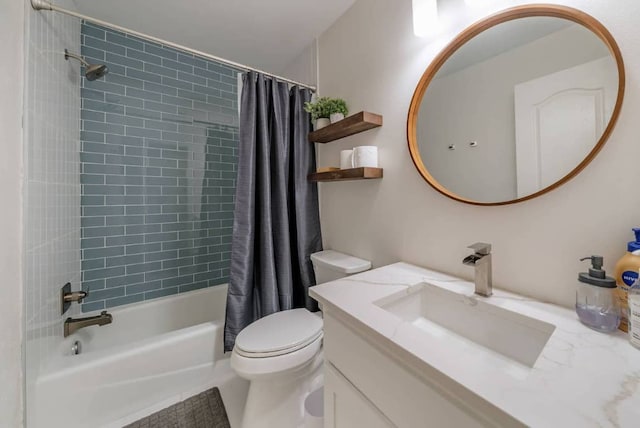 611 W Johanna St, Austin, TX 78704 - bathroom with vanity and shower / bath combination with curtain