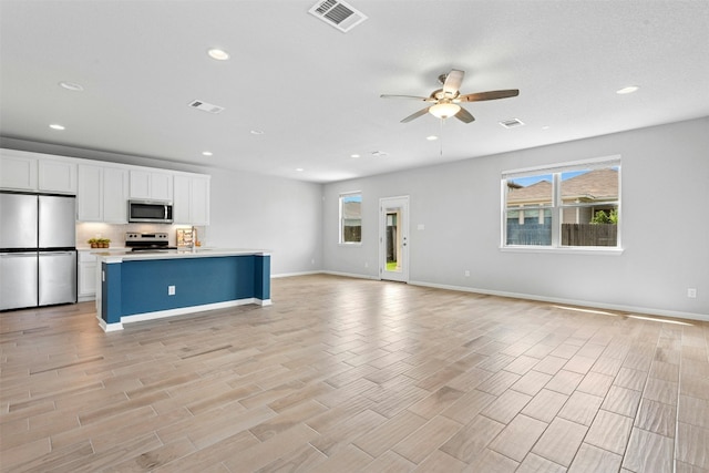 200 Wild Wind Trl, Jarrell, TX 76537 - photo 6
