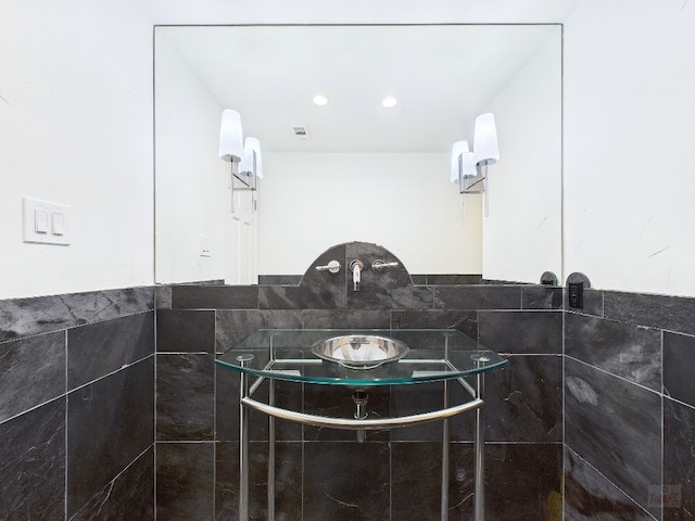 1501 Barton Springs Rd Unit 222, Austin, TX 78704 - view of bathroom