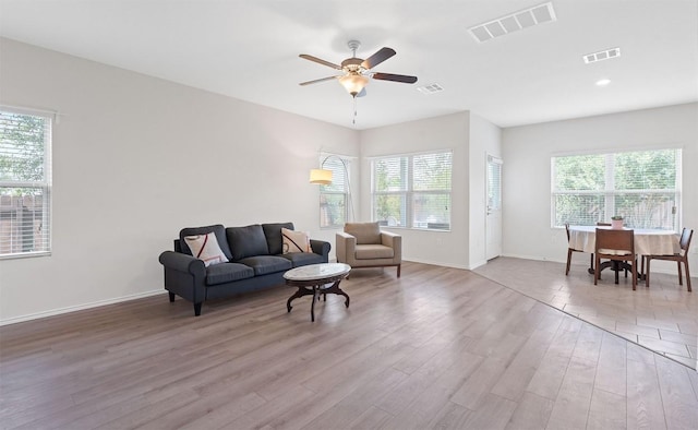 3724 Alpine Autumn Dr, Austin, TX 78744 - photo 5