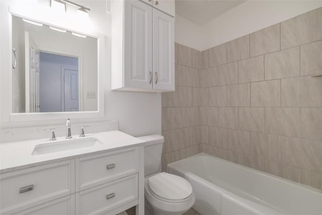 9206 Kempler Dr, Austin, TX 78748 - bathroom featuring vanity and washtub / shower combination