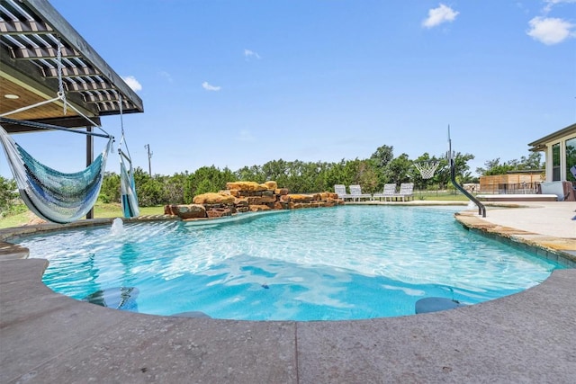 205 Honey Locust Cv, Leander, TX 78641 - outdoor pool featuring a patio area