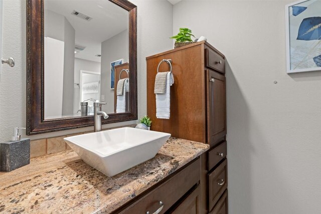100 Lido Cir Unit B-1, Lakeway, TX 78734 - bathroom with vanity
