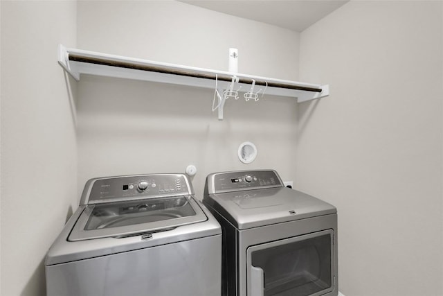 1416 Bichon Bnd, Austin, TX 78748 - laundry room with separate washer and dryer