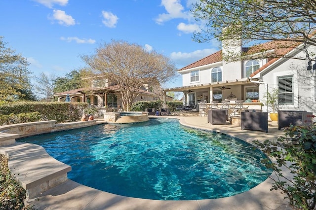 11208 Woodland Hills Trl, Austin, TX 78732 - view of pool with ceiling fan, a patio area, an outdoor bar, and a pool with connected hot tub