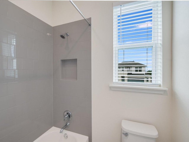 6701 Denia Dr, Austin, TX 78739 - full bathroom with toilet and shower / tub combination