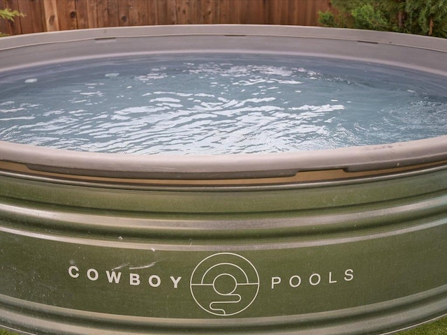 6701 Denia Dr, Austin, TX 78739 - view of swimming pool featuring a hot tub