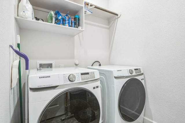 14521 Kira Ln, Manor, TX 78653 - washroom featuring washer and clothes dryer