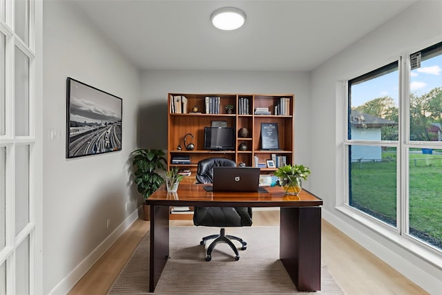 3907 Carmel Dr, Austin, TX 78721 - office space with wood finished floors and baseboards