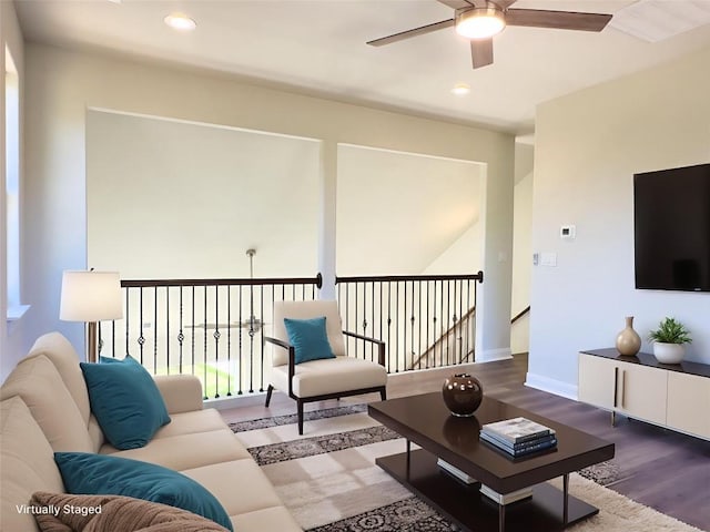 142 E Pauwela Ln, Bastrop, TX 78602 - living area featuring ceiling fan, wood finished floors, and recessed lighting