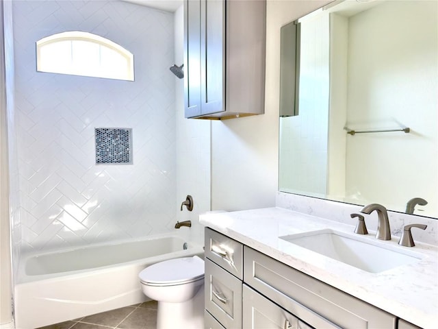 142 E Pauwela Ln, Bastrop, TX 78602 - full bath featuring vanity, washtub / shower combination, and tile patterned floors