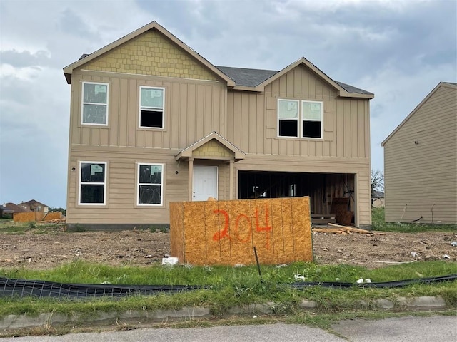 204 Fred Patrick Dr, Killeen, TX 76542 - view of front of house with board and batten siding and a garage