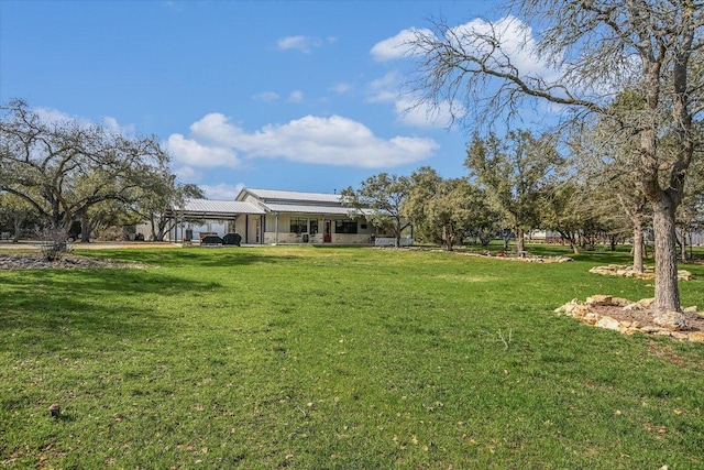 542 Stars And Stripes, Fischer, TX 78623 - view of green lawn