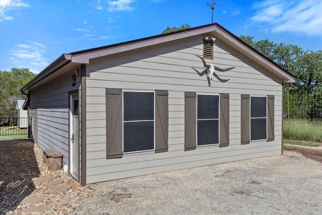 111 Lazy Trail Ct, Liberty Hill, TX 78642 - view of side of property