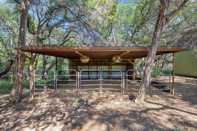 111 Lazy Trail Ct, Liberty Hill, TX 78642 - view of outbuilding featuring an exterior structure